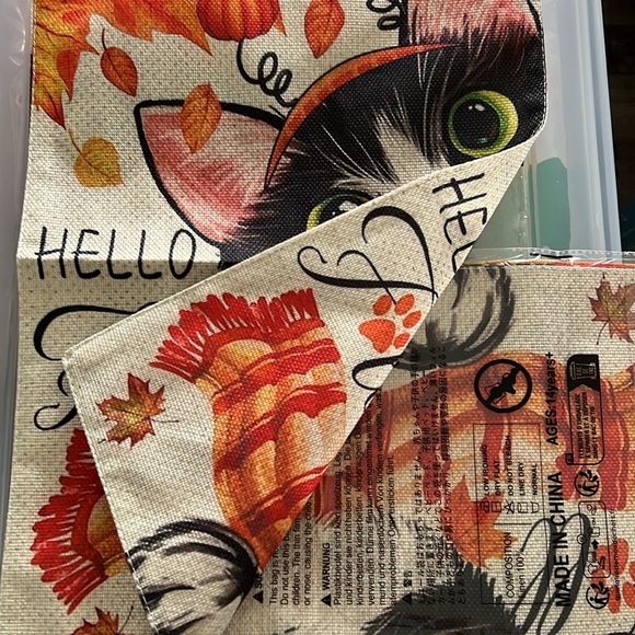 NIP Burlap Double Sided Garden Flag HELLO FALL CAT 1pc, 12” x 18” - Picture 4 of 4